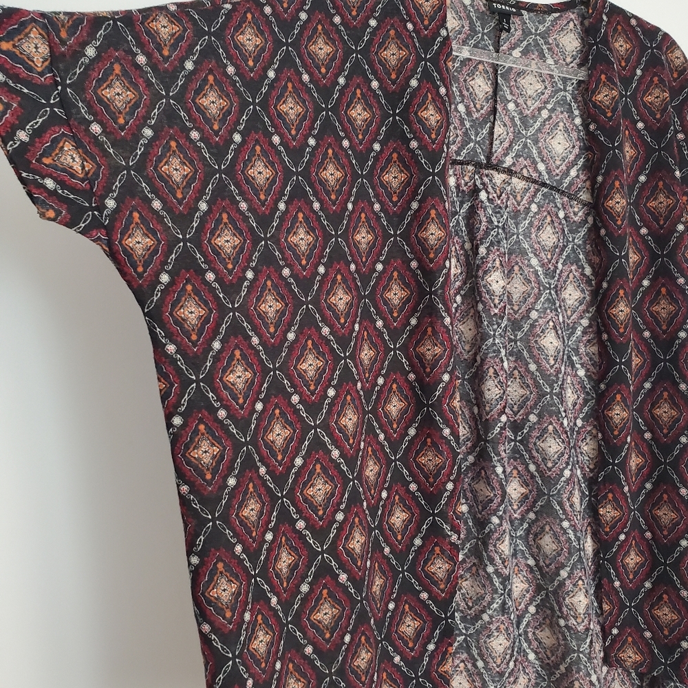 Torrid Patterned Cardigan Size 1 - Picture 2 of 5